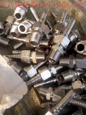 液壓膠管與金屬軟管接頭現(xiàn)貨直供 景縣張猛數(shù)控車床加工處的專業(yè)優(yōu)勢(shì)